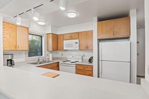 RMR: Rendezvous A1 Condo in Teton Village