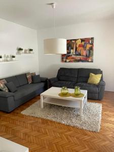Apartment G&G Pula with swimming pool