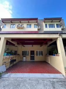 Modern 3BR House with Pool Near NAIA Airport