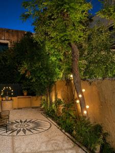 Maison Masse - Historic Residence with Private Courtyard
