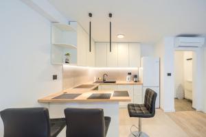 Highland Split Apartments - Unit 2