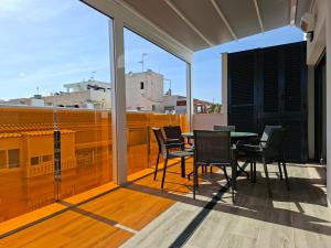 Penthouse-Pool-Jacuzzi-Gym-Sauna- Beach PMT41