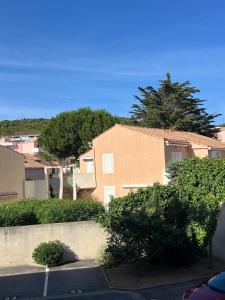 T2 proche plage, parking et terrasse