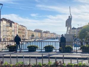 T2 proche plage, parking et terrasse