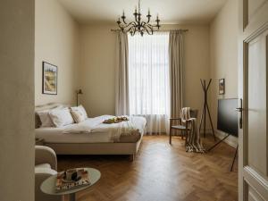 Le Jardin - Elegant Suites by Fragola Collection
