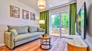 Szklarska Village - apartamenty z sauną i balią w malowniczej okolicy obok Dino Parku - by Royal Aparts