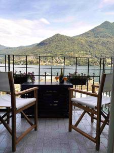 Lakefront Studio - Balcony & Private Garage
