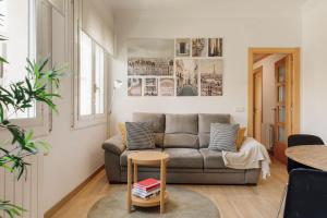 Enjoy Apartments Paz 2 - Bright apartment near Sagrada Familia