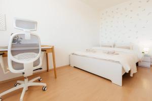 BNB Karlovka Apartment with balcony
