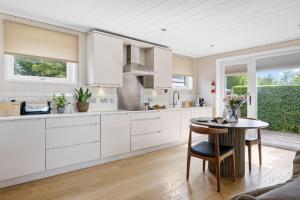 Amber Lodge, Strawberryfield Park - Hot Tub - Free WiFi & Parking