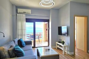 Albina Apartment 118 - Balcony & Sea View - Happy Rentals