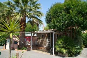 Campings Camping Les Cigales : photos des chambres