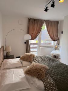 MM Rooms