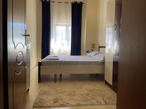 Domus Komanesse - Guest Houses