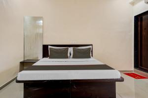 Hotel O Parinda Lodging