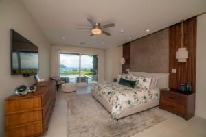 Casa Ohana 5 bdrs ocean view in Los Suenos