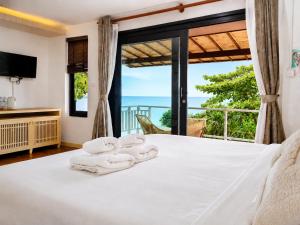 Moonlight Bay Resort