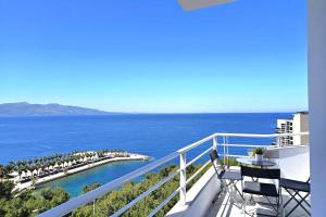 Two Bedroom Apartment With Sea View-061 - Happy Rentals