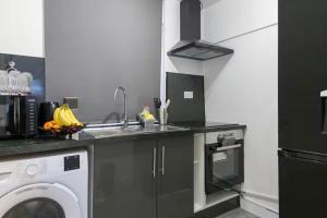 TOS Luxury Modern Private Studio