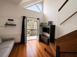 Olimian Retreat Rosa 421