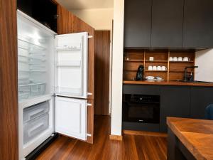 Olimian Retreat Rosa 421