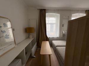 Whisper Studio