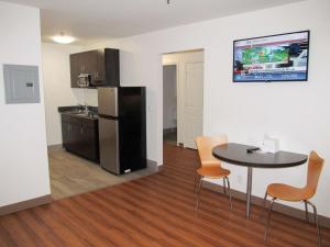 Motel 6-Greenville, SC