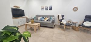 Sunshine B - Alcala Terrace - Coastal Escape