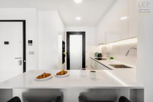 Sunset Sailors High Floor Apartment by Leo Apartments