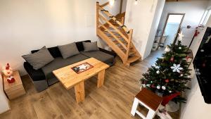 Apartment house, sauna and jacuzzi, Svätý Kríž 2