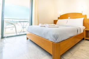 Sea view apartment in Orestis Hotel
