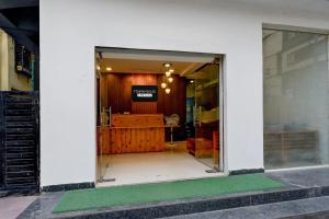 Townhouse Sarath City Mall Hyderabad Formerly Green Leaf