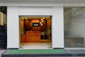 Townhouse Sarath City Mall Hyderabad Formerly Green Leaf