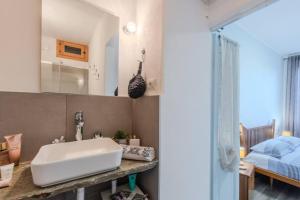 Casa Castagno 1 sul Sentiero del Viandante•AC•Wifi