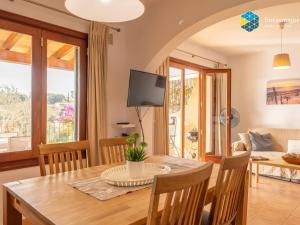 Casa Josemar - Casa con piscina junto a la playa en Cala Romántica
