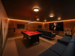 Chalet Leo - Luxury wellness chalet in the Krkonoše Mountains