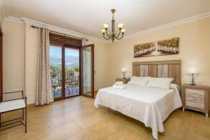 Villa Lara Pinta by Villa Plus