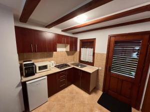 Hanga Apartments