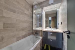 Solaise 203 by One of A Kind Travel