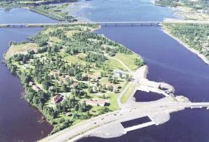 Huoneistohotelli Jokikeskus - Keminmaa