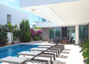 Villa Ilhas with private heated pool and jacuzzi Lagos