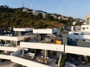DUPLEX PH Sea Views-Med Blue by Time and Home