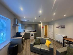 Executive City Centre Apartment - Stafford Centre