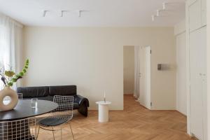 Elegant Apartment on Mokotowska Warsaw