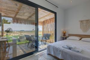 Almond Beachfront Resort - kalyves Halkidiki