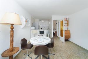WELCS APARTAMENTO 403 EMP con vistas al mar
