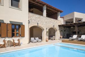 Ilys Home, a Country-chic Retreat with Pool & BBQ, By ThinkVilla