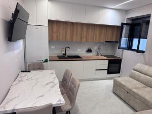 Vila Iljazi 2