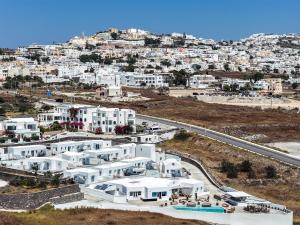 Oikos Santorini Living Concept
