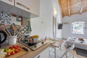 Lasta Lošinj Town Studio Apartments - Happy Rentals